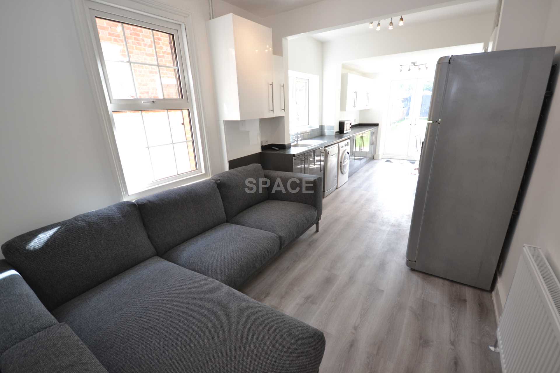 St. Bartholomews Road, Reading, Image 4
