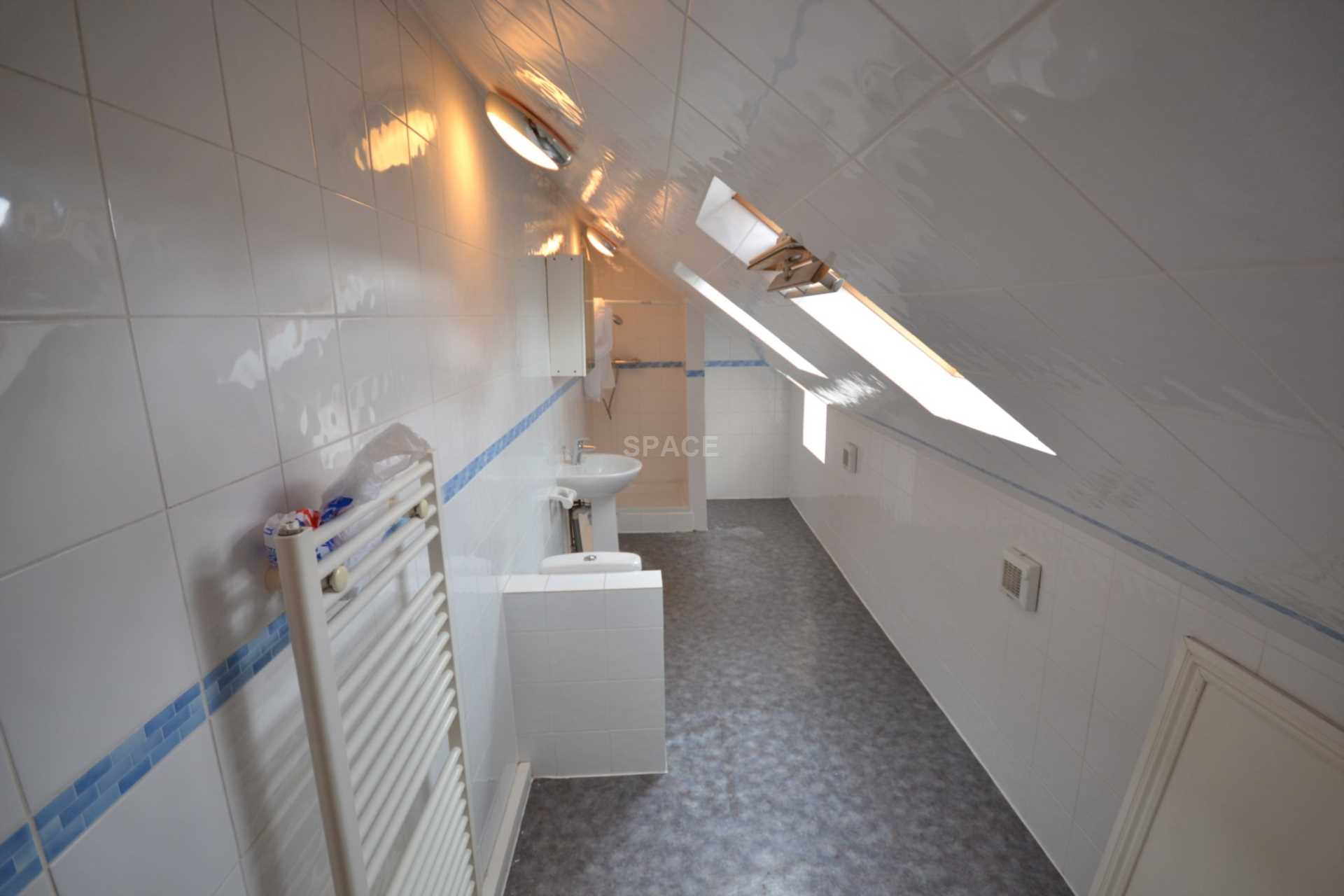 Basingstoke Road, Reading, Berkshire, RG2 0ET, Image 11