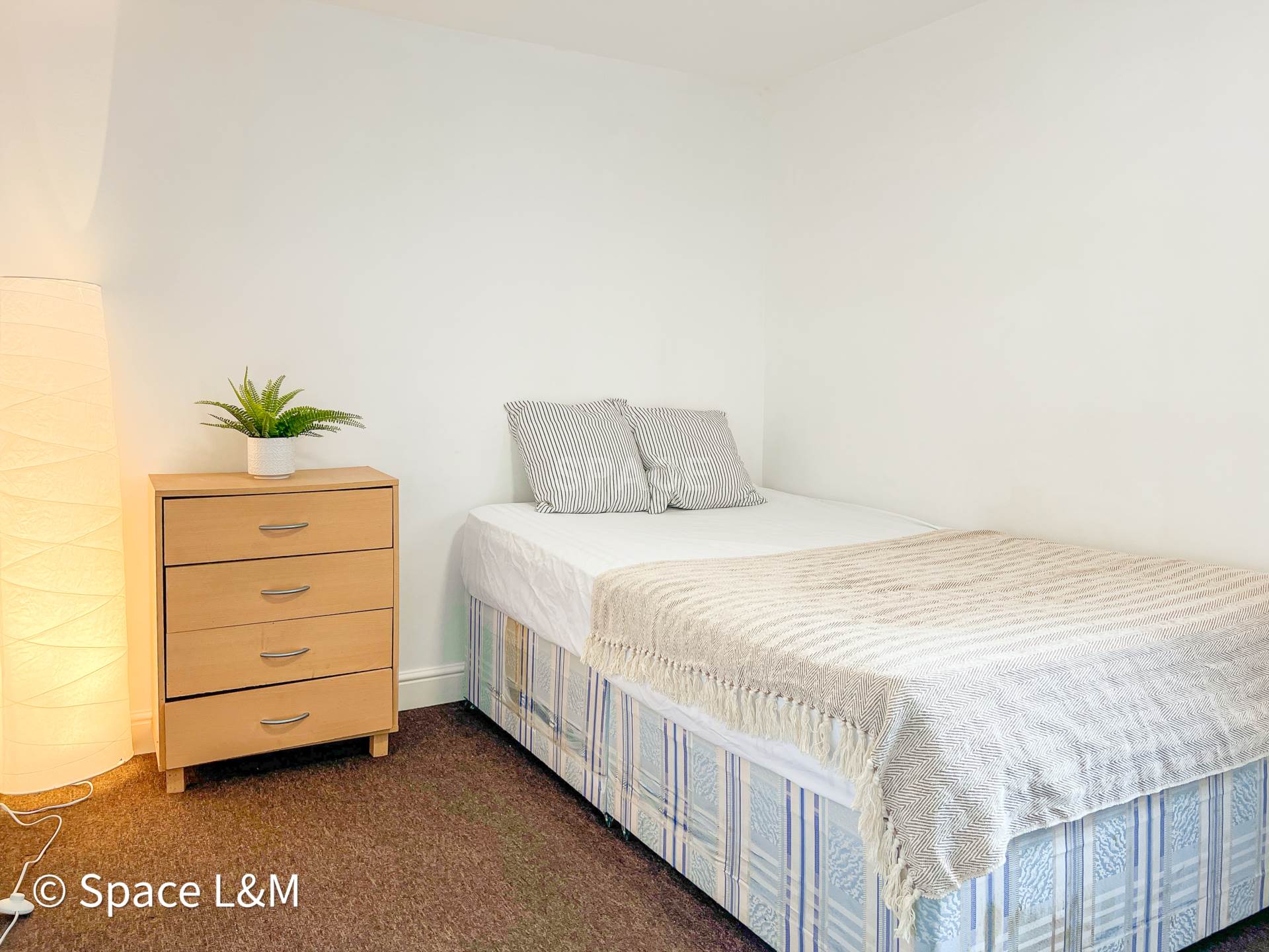 Basingstoke Road, Reading, Berkshire, RG2 0ET, Image 7