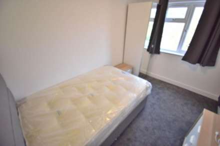 St. Bartholomews Road, Reading, Berkshire, RG1 3QA., Image 10