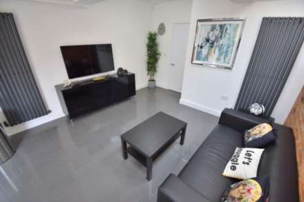 St. Bartholomews Road, Reading, Berkshire, RG1 3QA., Image 3