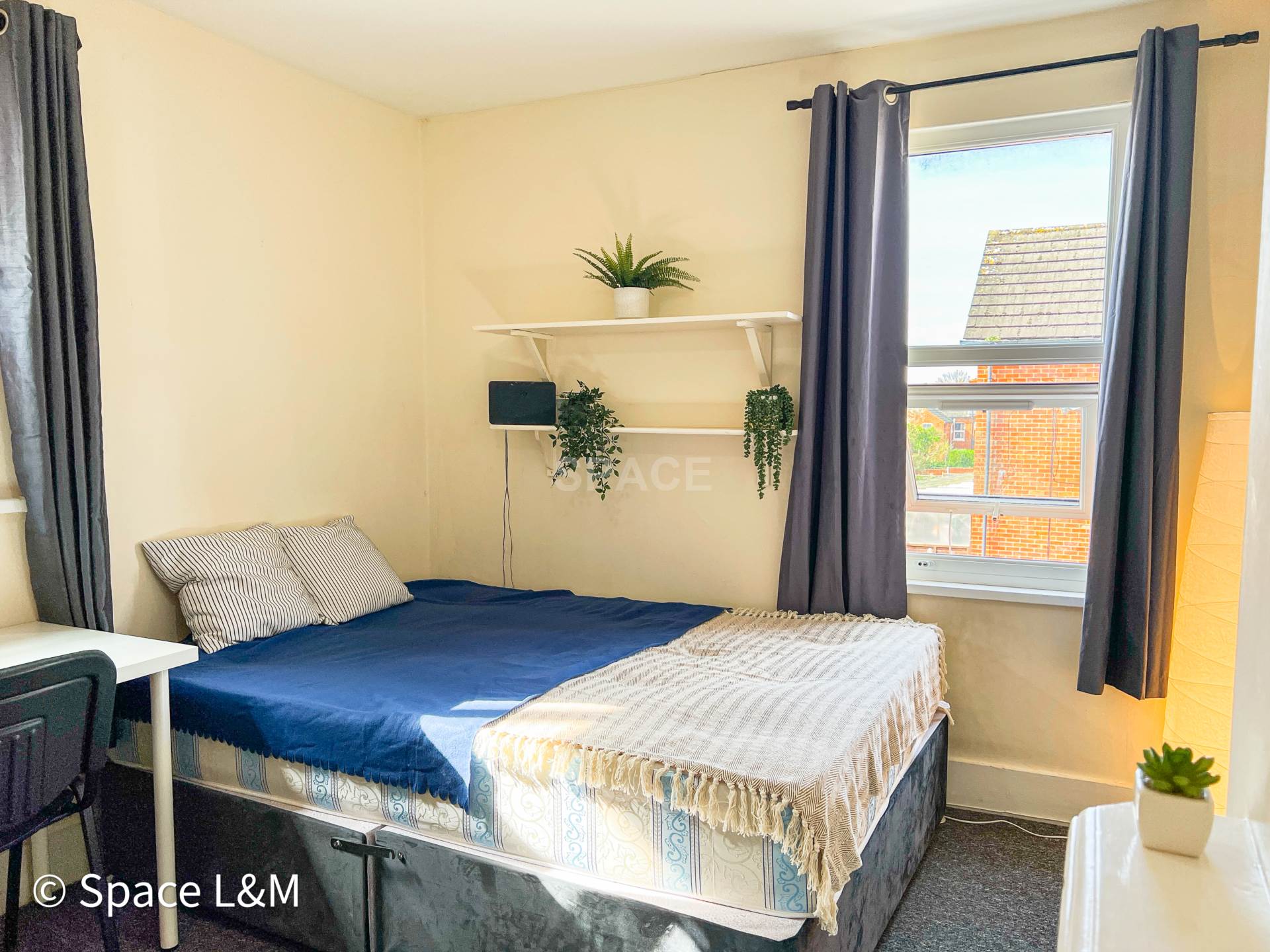 Basingstoke Road, Reading, Berkshire, RG2 0ET., Image 3