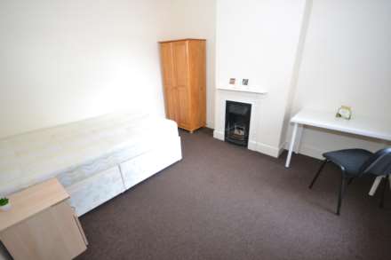 1 Bedroom Room (Double), Basingstoke Road, Reading, Berkshire, RG2 0ET.