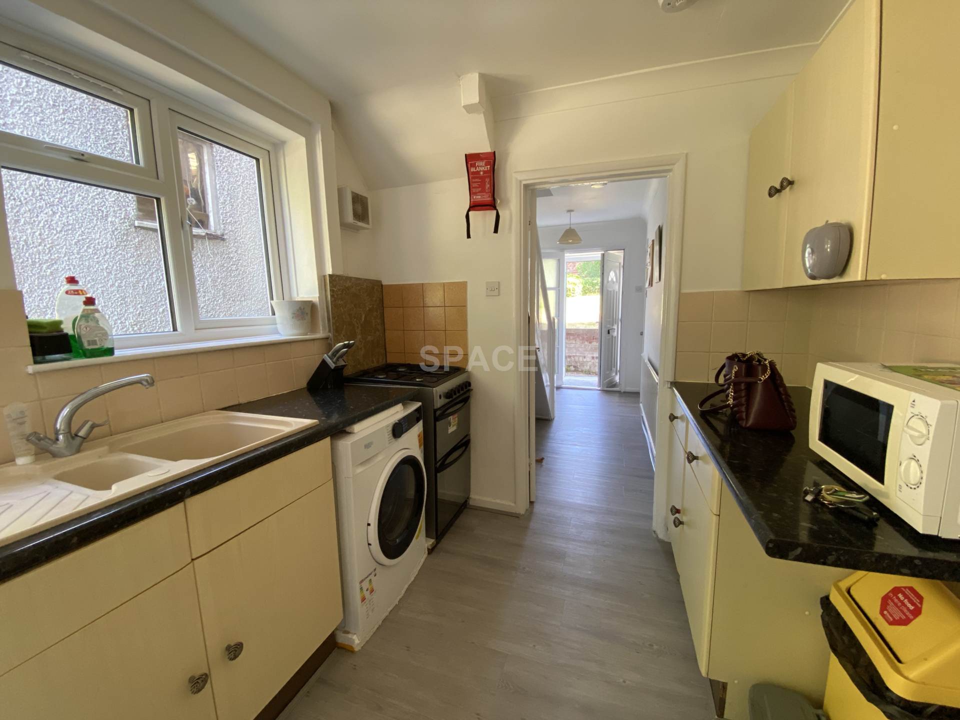Brybur Close, Whitley, Image 3