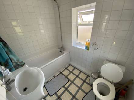 Brybur Close, Whitley, Image 6