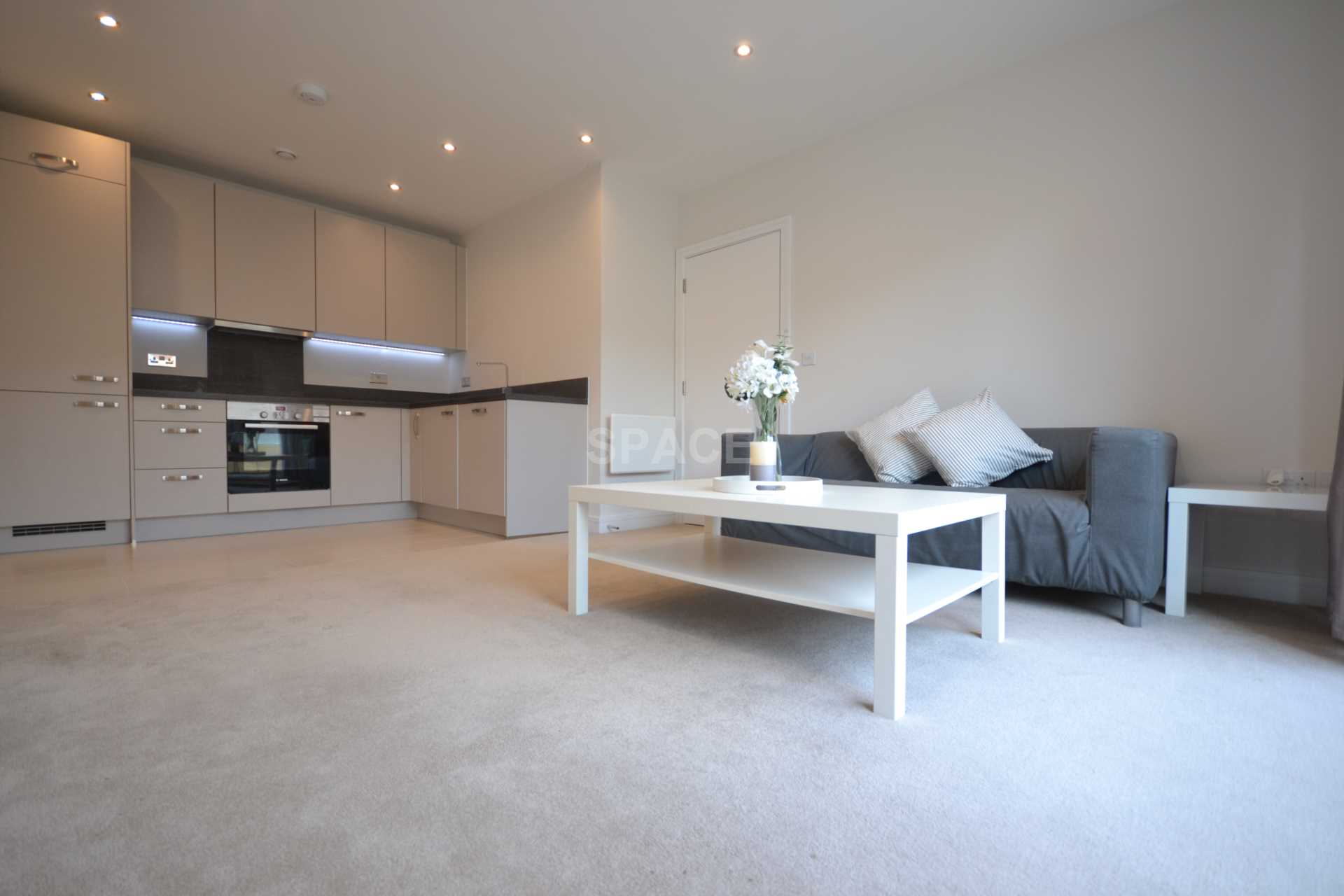Peregrine House, Bedwyn Mews, Reading, Berkshire, RG2 0NZ, Image 1