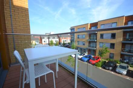 Peregrine House, Bedwyn Mews, Reading, Berkshire, RG2 0NZ, Image 11