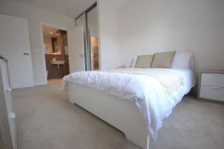 Peregrine House, Bedwyn Mews, Reading, Berkshire, RG2 0NZ, Image 2