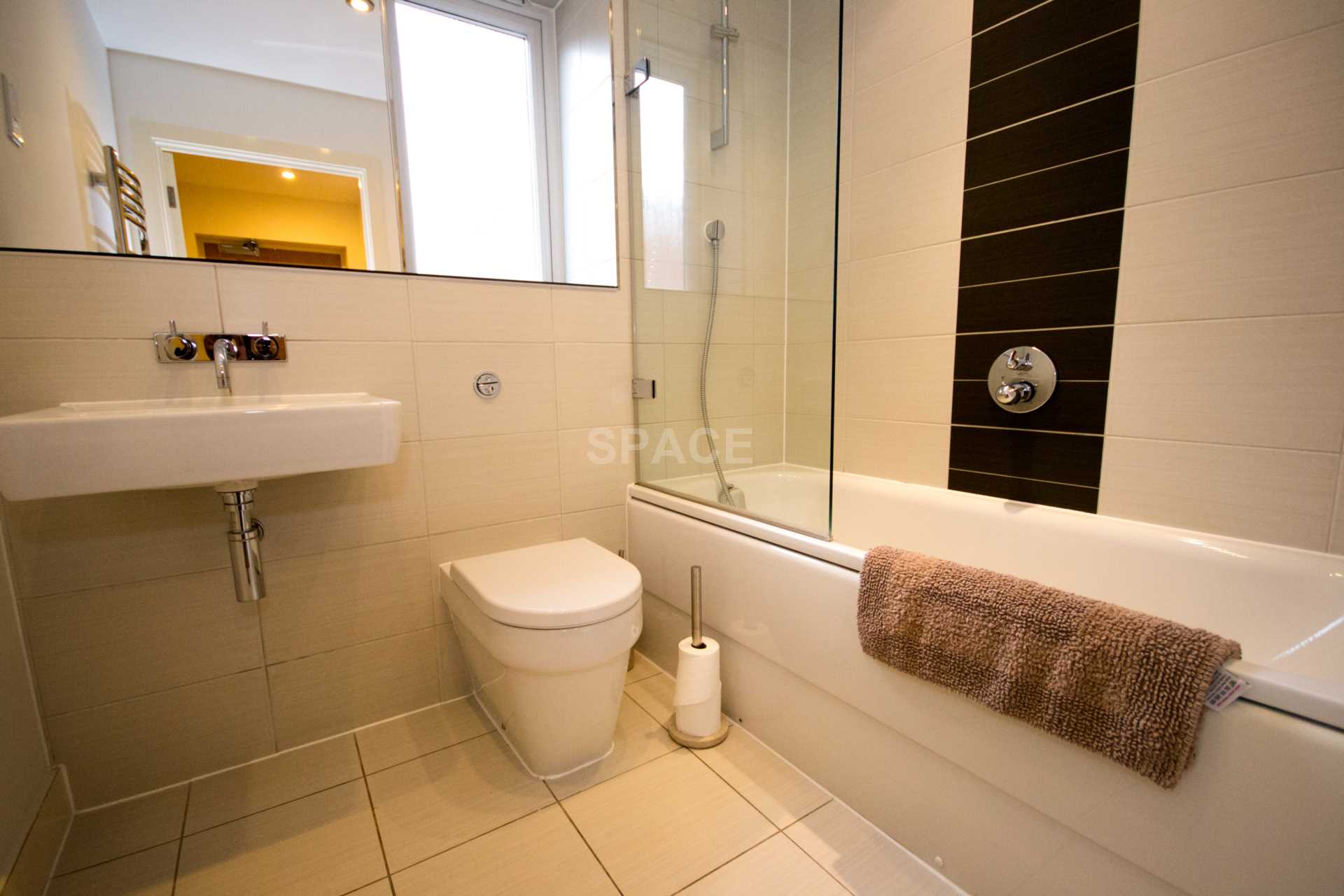 Heron House, Reading, RG2, Image 7