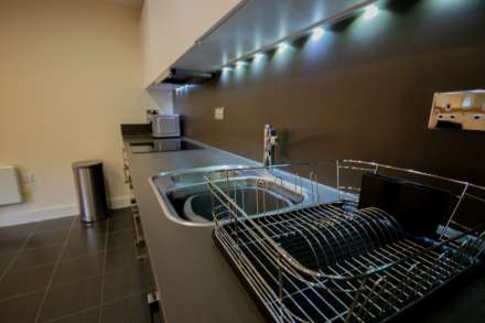 Heron House, Reading, RG2, Image 4