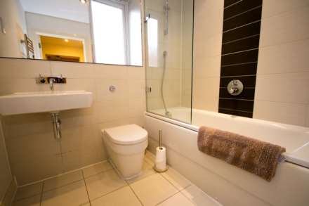 Heron House, Reading, RG2, Image 7