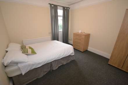 1 Bedroom Room (Double), Basingstoke Road, Reading, Berkshire, RG2 0ET
