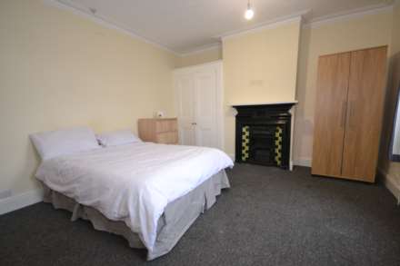 Property For Rent Basingstoke Road, Reading