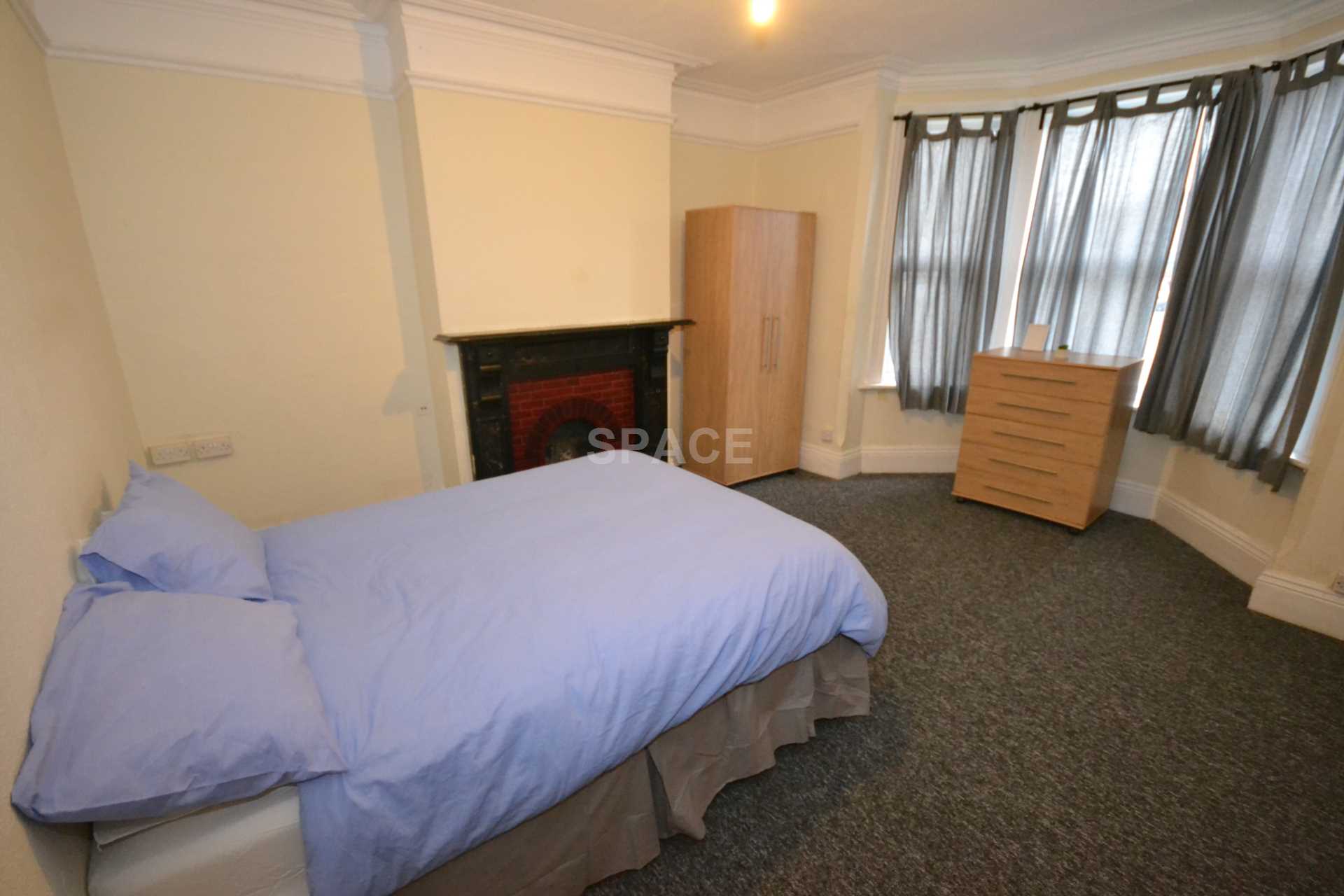Basingstoke Road, Reading, Berkshire, RG2 0ET, Image 3