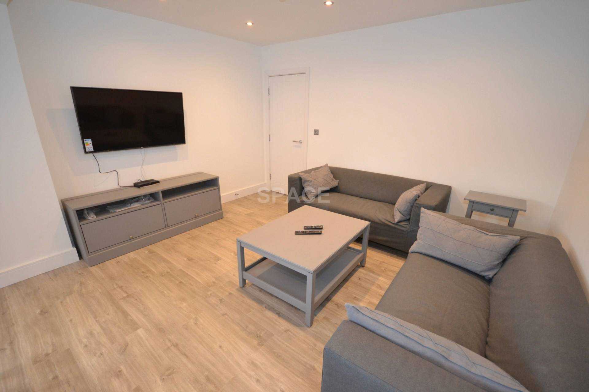 Shinfield Road, Reading, RG2 7BW, Image 3