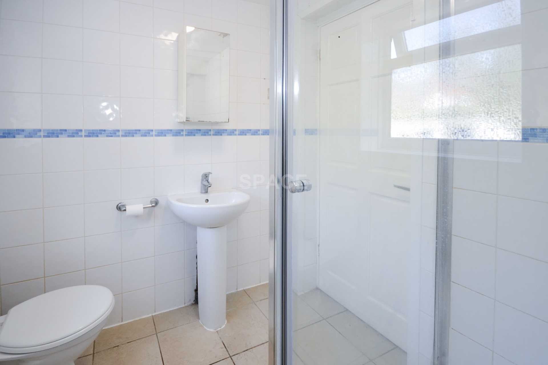 Grange Avenue, Earley, Reading, Berkshire, RG6 1DJ, Image 5