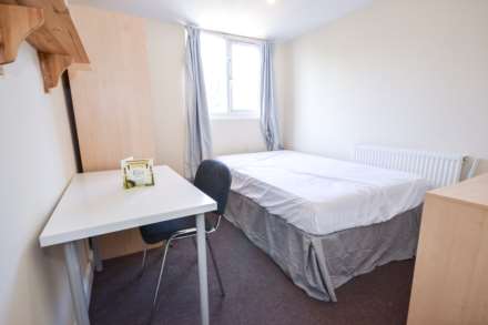 1 Bedroom Room (Double), Grange Avenue, Earley, Reading, Berkshire, RG6 1DJ