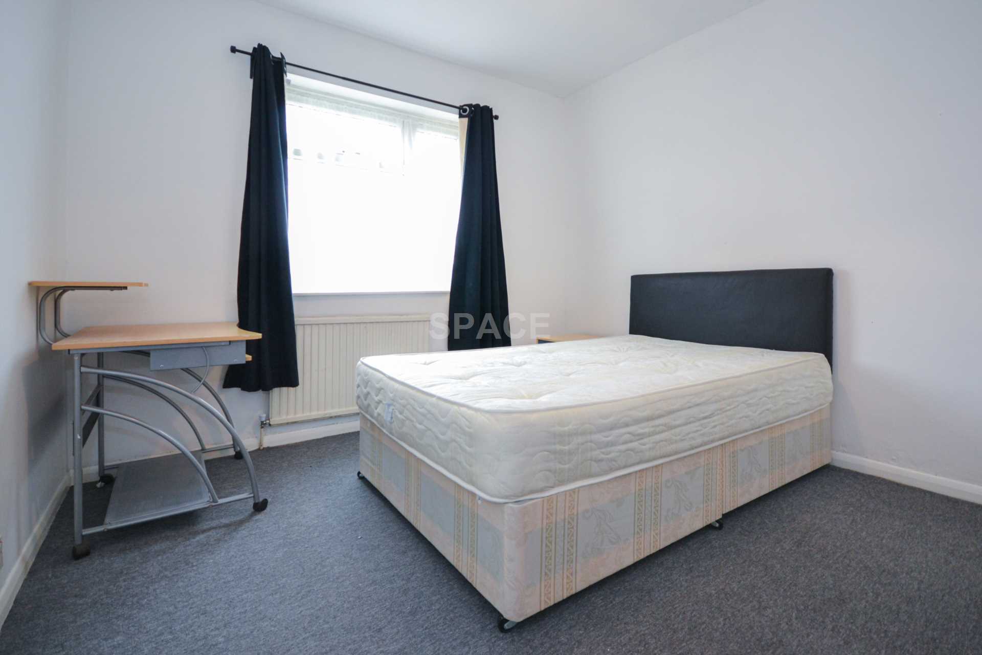 Hazel Crescent, Shinfield, Reading, Berkshire, RG2 7ND, Image 8