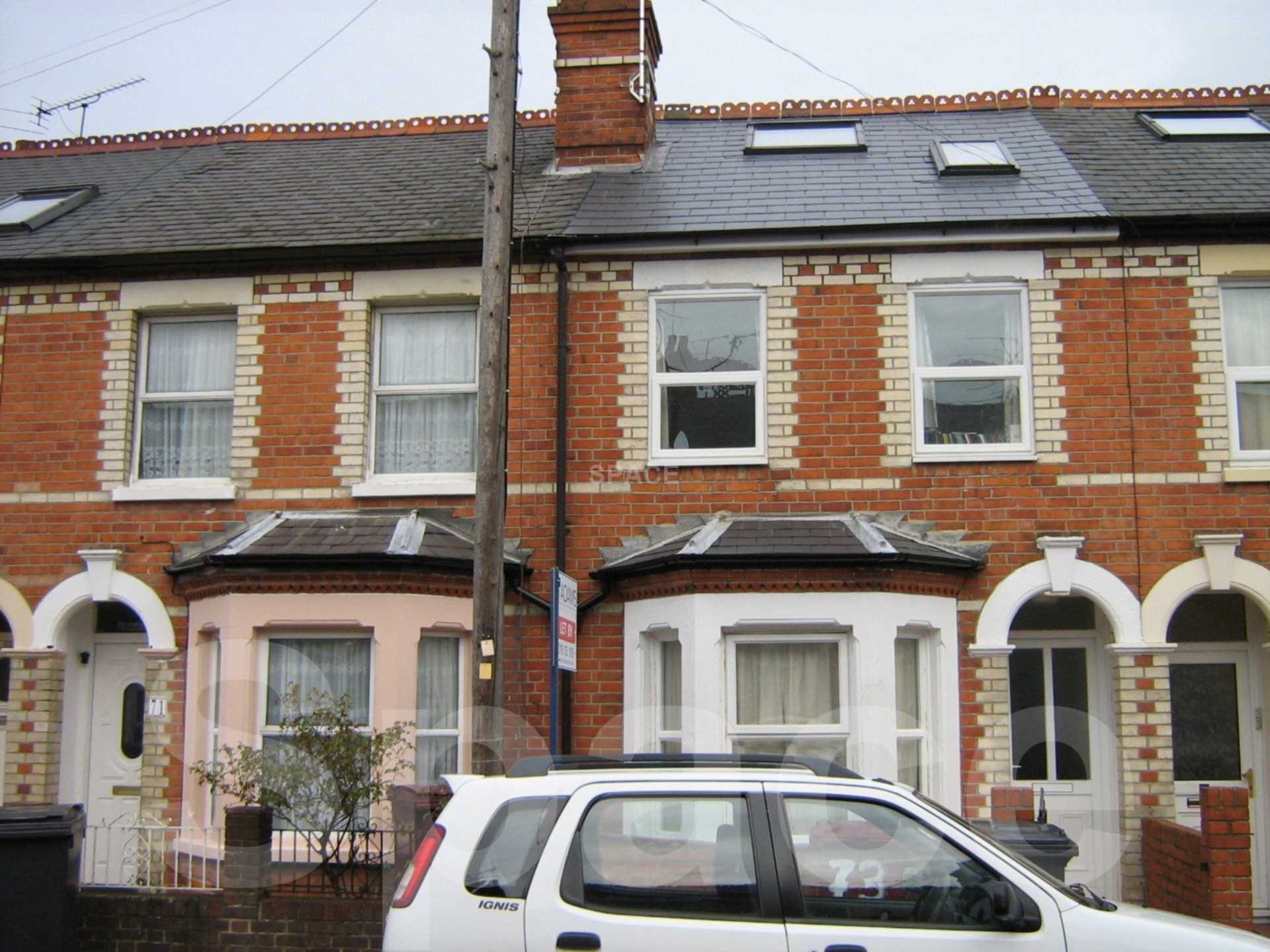 Grange Avenue, Reading, Berkshire, RG6 1DL, Image 2
