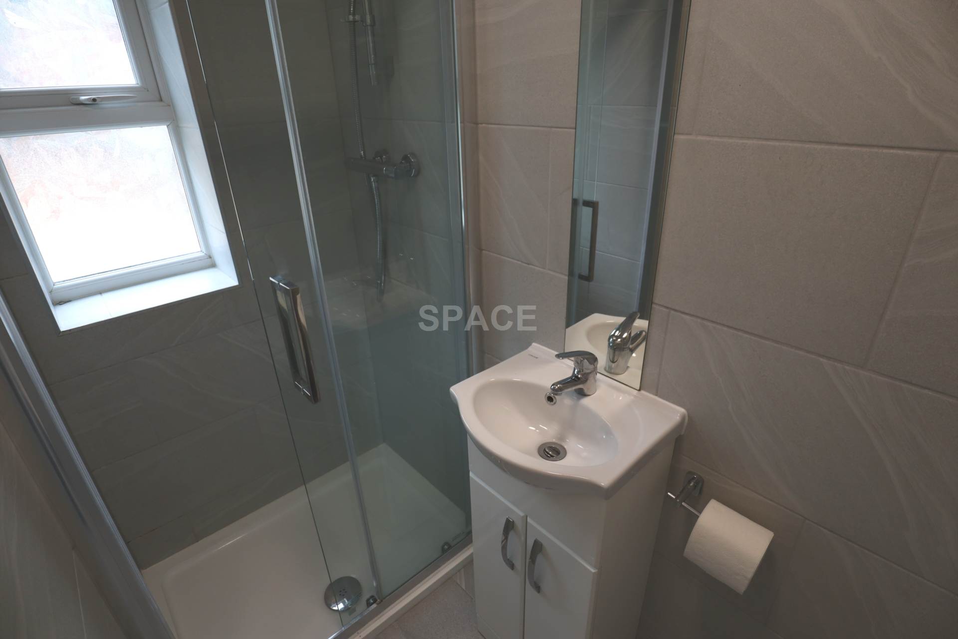 Grange Avenue, Reading, Berkshire, RG6 1DL, Image 6