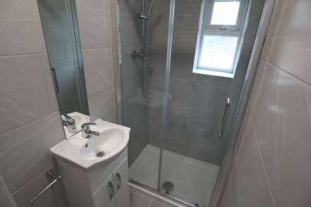 Grange Avenue, Reading, Berkshire, RG6 1DL, Image 5