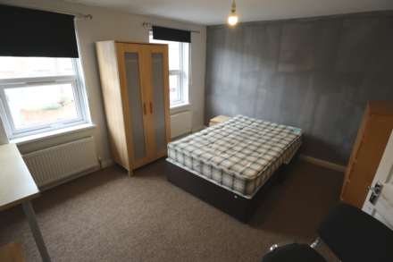 Grange Avenue, Reading, Berkshire, RG6 1DL, Image 9