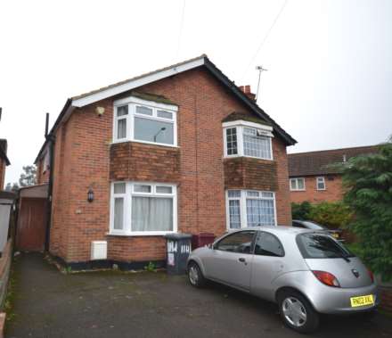 3 Bedroom Semi-Detached, Addington Road, Reading, Berkshire, RG1 5PX