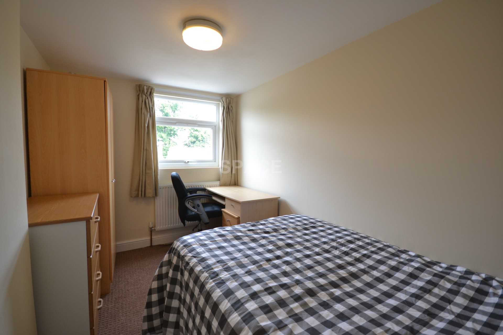 Grange Avenue,RG6 1DJ,  University, Reading, Image 1