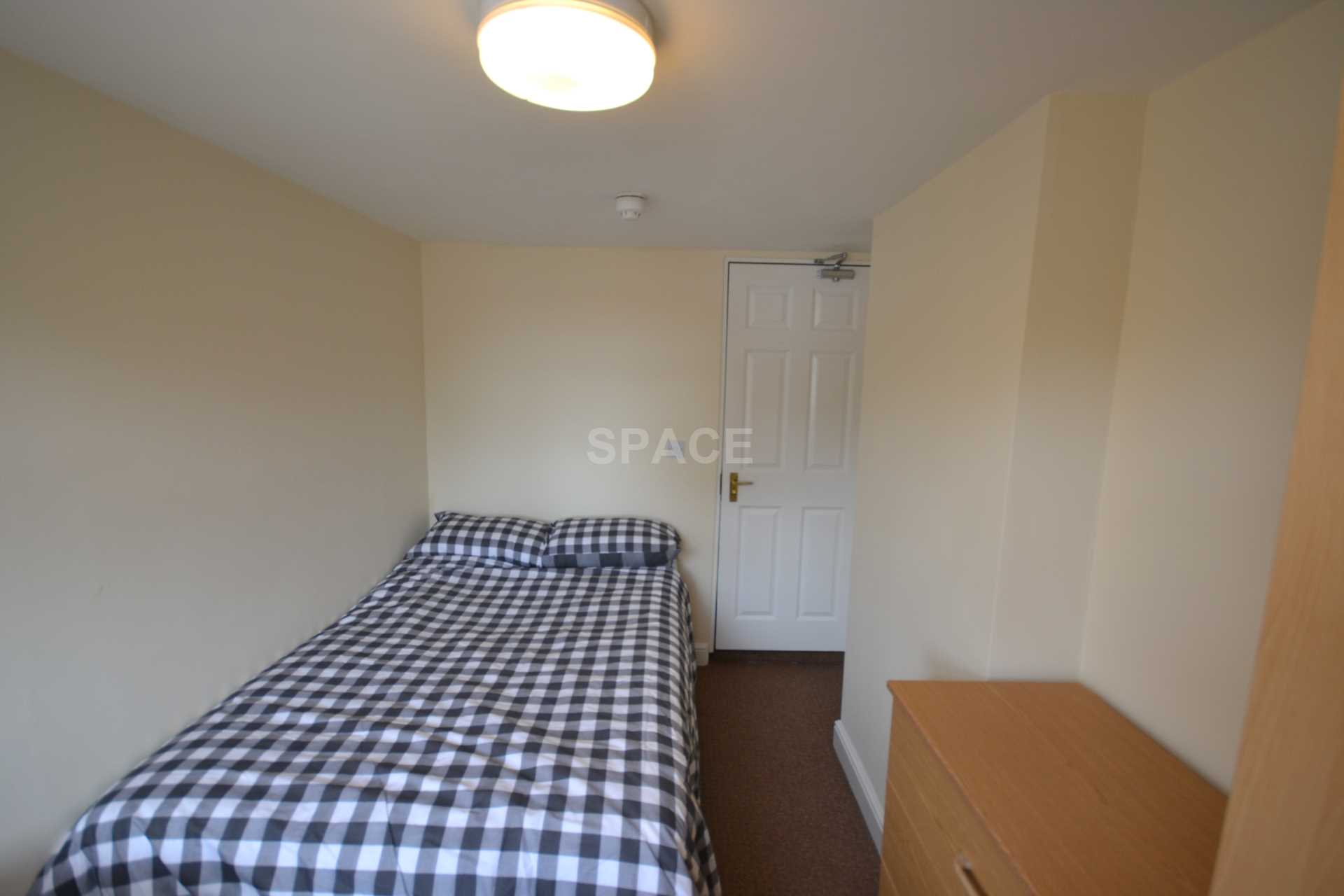 Grange Avenue,RG6 1DJ,  University, Reading, Image 3