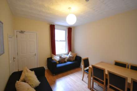 Grange Avenue,RG6 1DJ,  University, Reading, Image 3