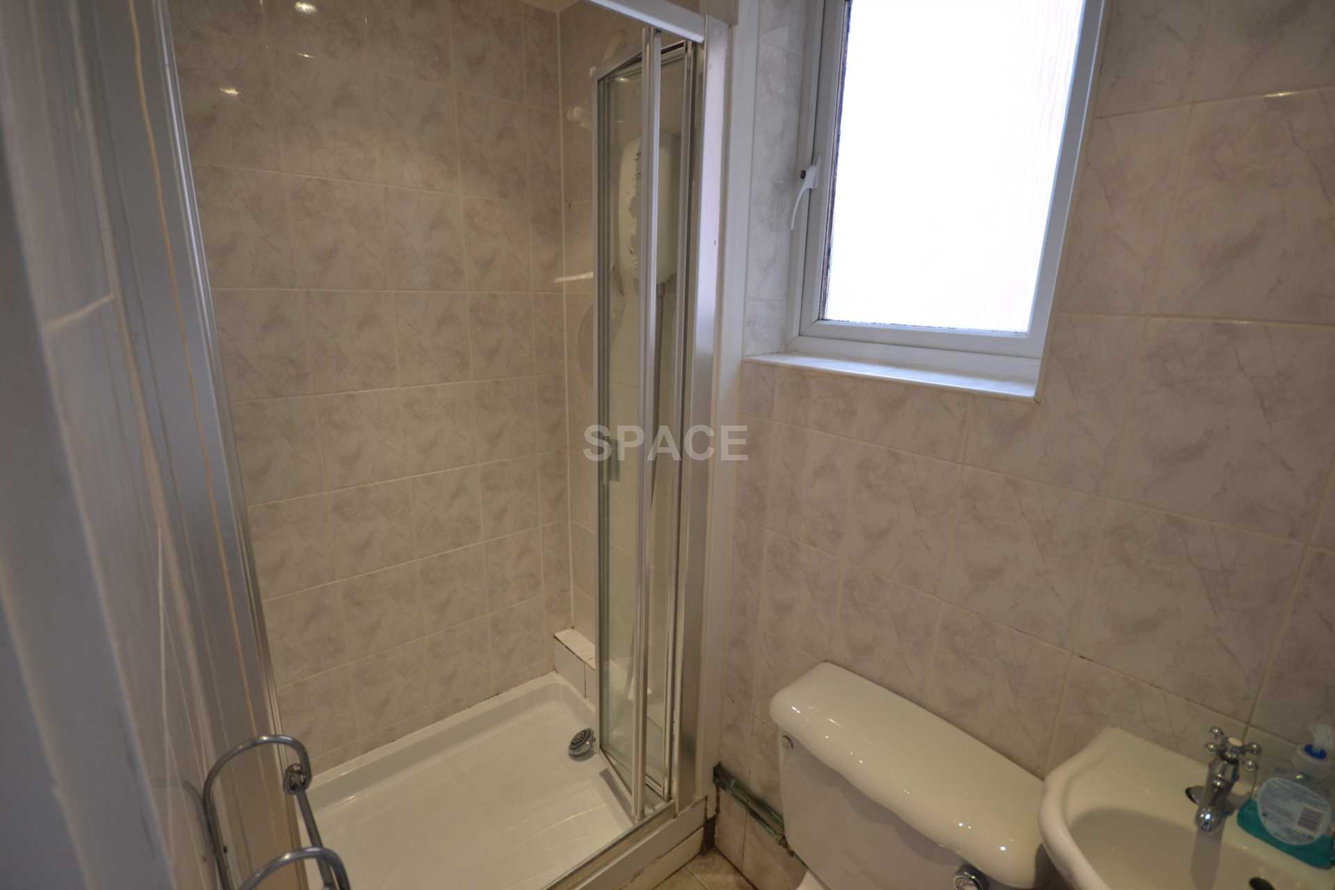 Grange Avenue,RG6 1DJ,  University, Reading, Image 8