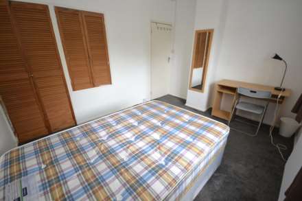 Blenheim Gardens, Reading, Berkshire, RG1 5QG, Image 9