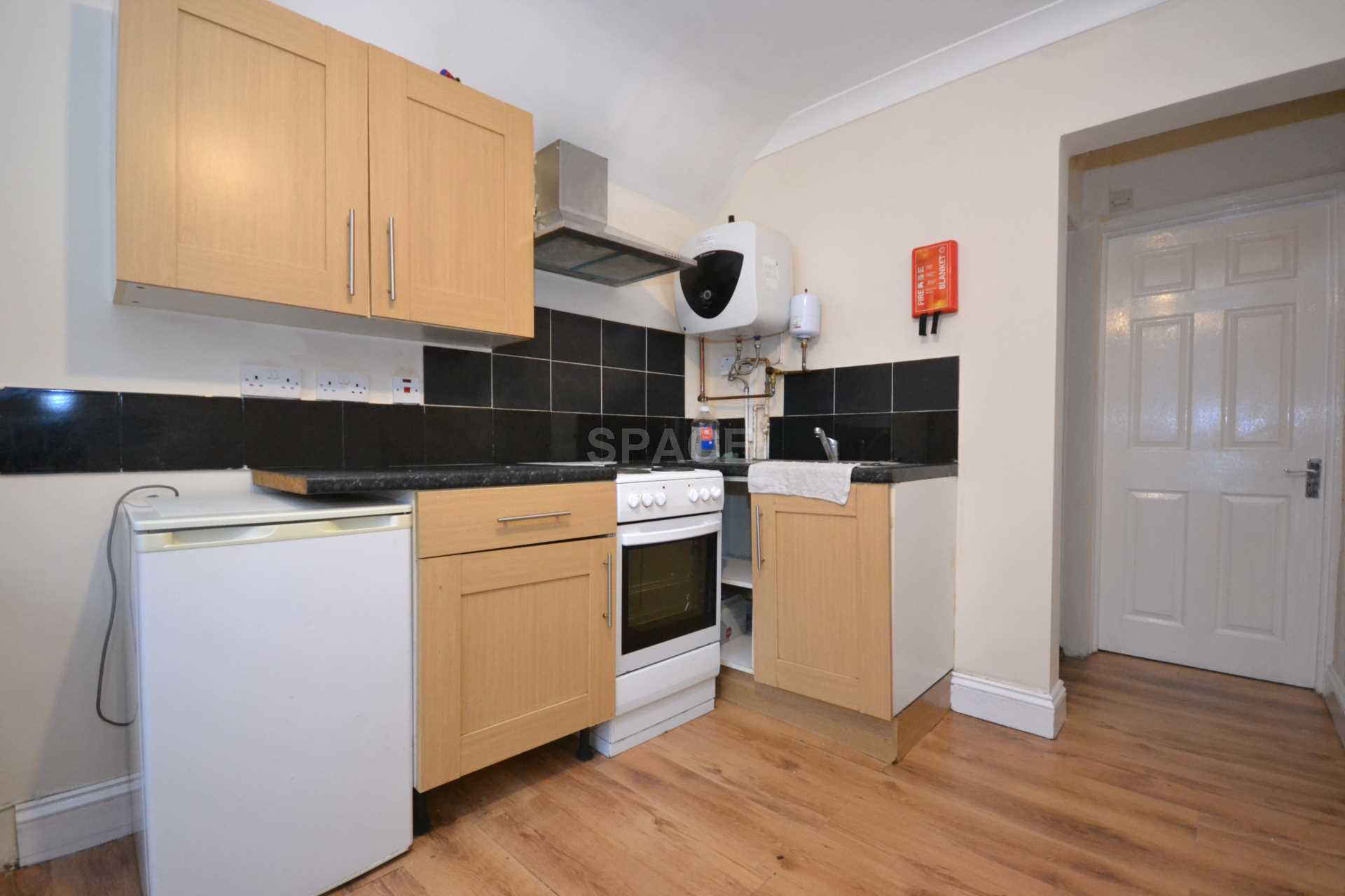 London Road, Reading, Image 3