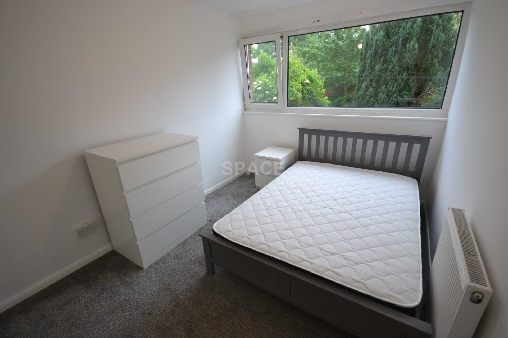 Hill Brow, Reading, RG2 8JD, Image 4