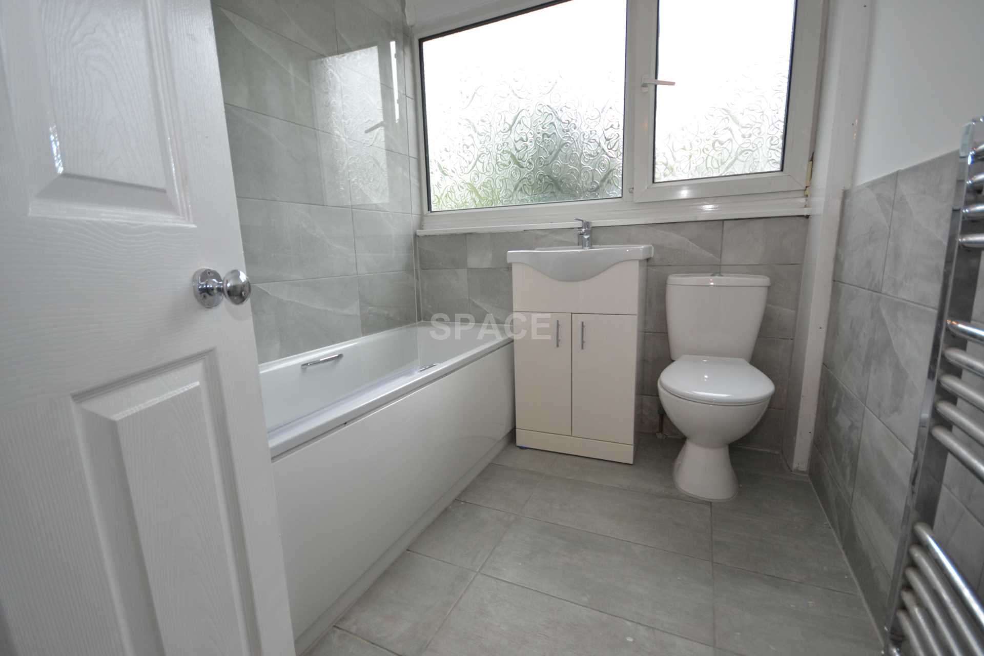 Hill Brow, Reading, RG2 8JD, Image 5