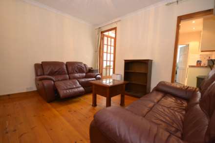 Pitcroft Avenue, Reading, Image 4