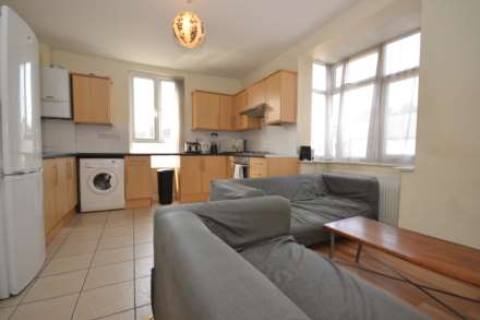 Wokingham Road, University, Image 6