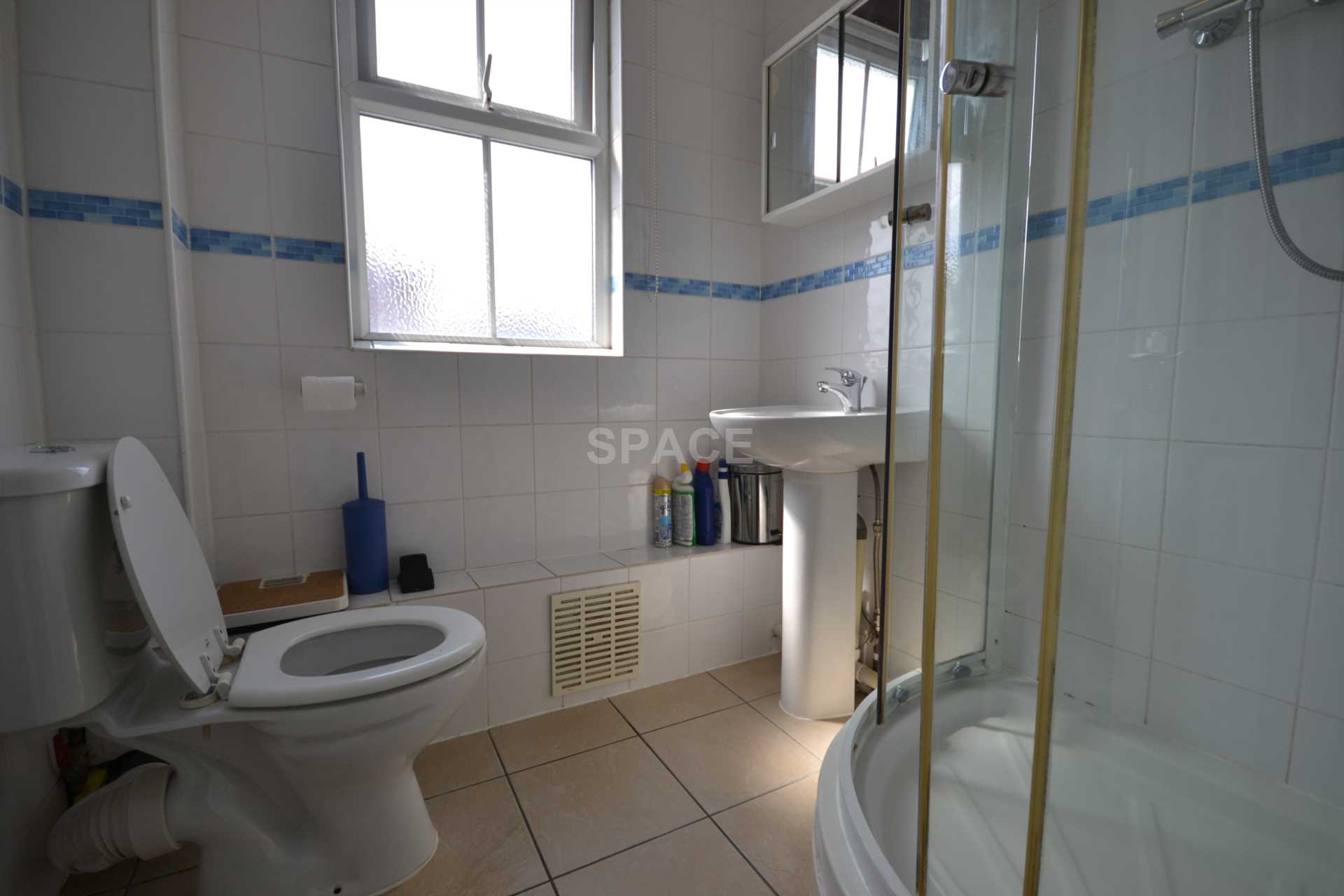 Wokingham Road, Earley, Reading, Berkshire, RG6 1LG, Image 7