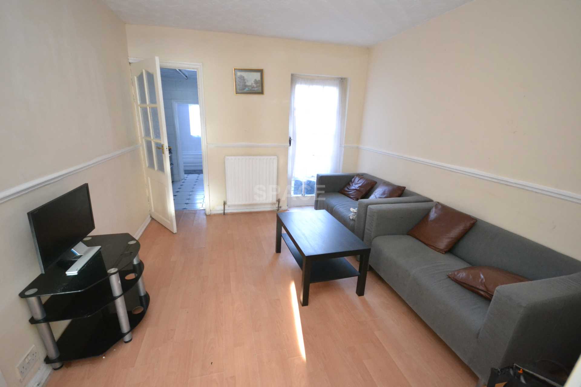 Grange Avenue, Reading, Berkshire, RG6 1DL, Image 4