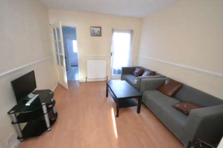 Grange Avenue, Reading, Berkshire, RG6 1DL, Image 4