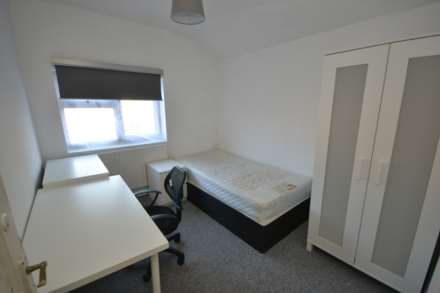 Grange Avenue, Reading, Berkshire, RG6 1DL, Image 7