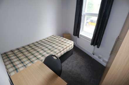 Erleigh Road, University, Reading, Berkshire, RG1 5NB, Image 13