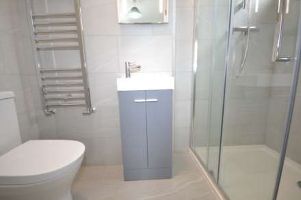 Wokingham Road, Reading, Berkshire, RG6 1JL- Room 3, Image 2