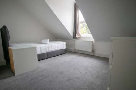 Wokingham Road, Reading, Berkshire, RG6 1JL- Room 7, Image 1