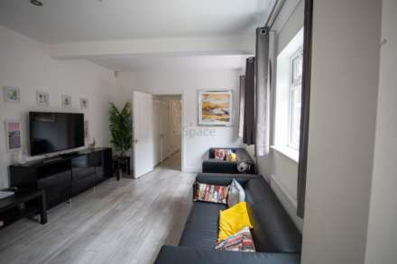 Wokingham Road, Reading, Berkshire, RG6 1JL- Room 7, Image 6