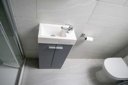 Wokingham Road, Reading, Berkshire, RG6 1JL- Room 7, Image 9