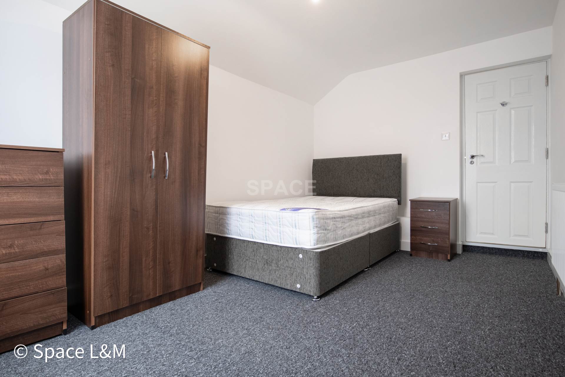 Pitcroft Avenue, Earley, RG6 1NH, Image 4