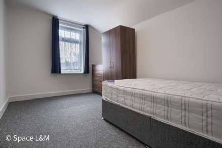 Pitcroft Avenue, Earley, RG6 1NH, Image 5