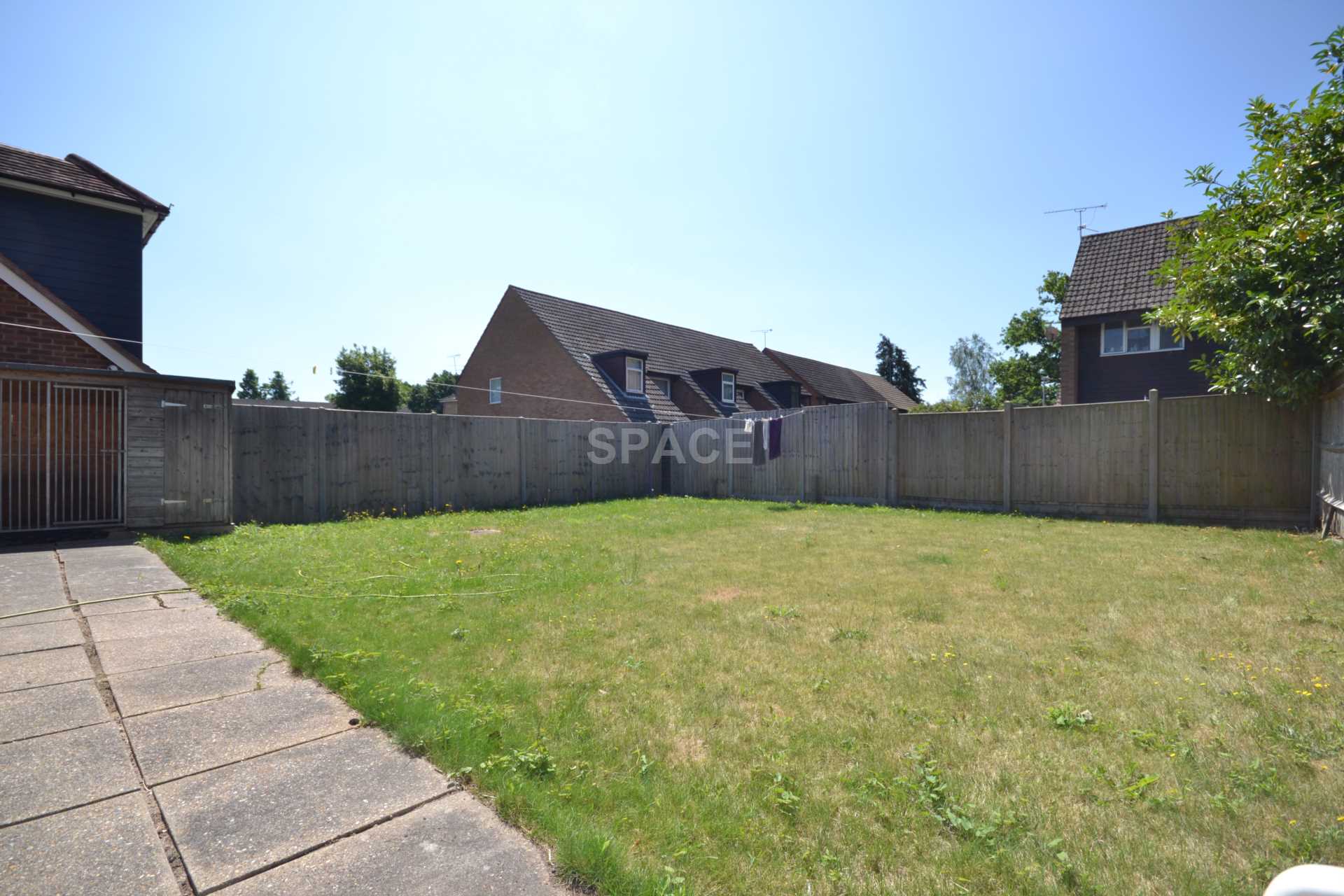 Courts Road, Reading RG6 7DJ, Image 10