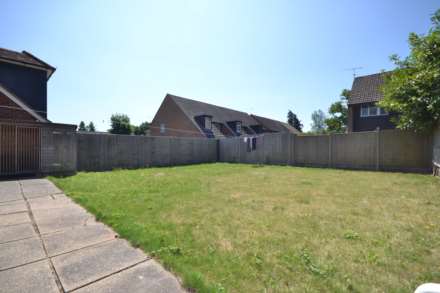 Courts Road, Reading RG6 7DJ, Image 10